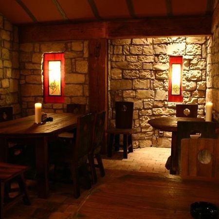 Zlaty Lev Hotel Louny Ngoại thất bức ảnh